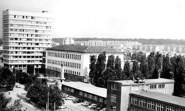 1954